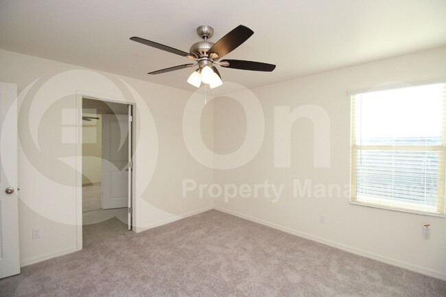 Building Photo - 36039 W Santa Monica Ave