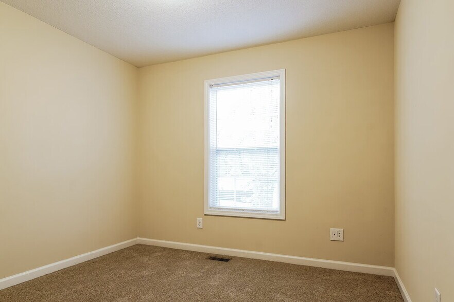 Building Photo - 4671 Tradewinds Ct