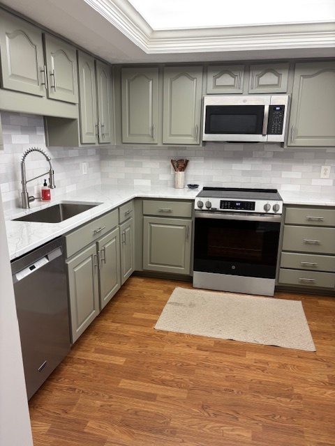 Building Photo - 605 Dunwoody Chace