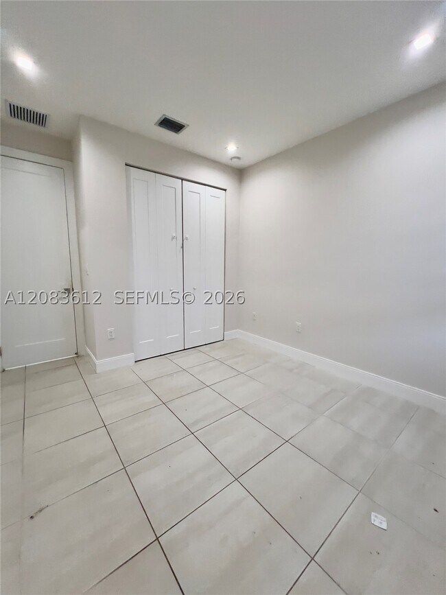 Building Photo - 8281 NW 48th St