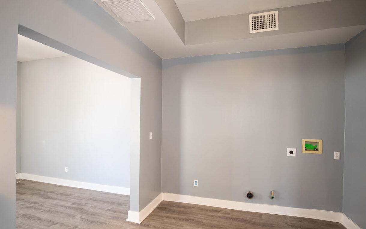Building Photo - 137 N 11th Ave