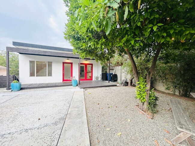 Primary Photo - Chic 2-Bed, 2-Bath Home with Gated Yard in...