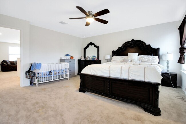 Building Photo - 668 Bailey Park Dr