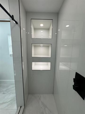 Building Photo - 6826 Kingsbury Dr