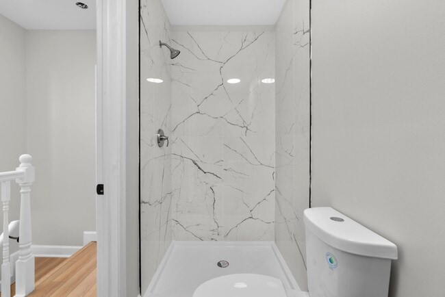 Building Photo - 216 S Castle St