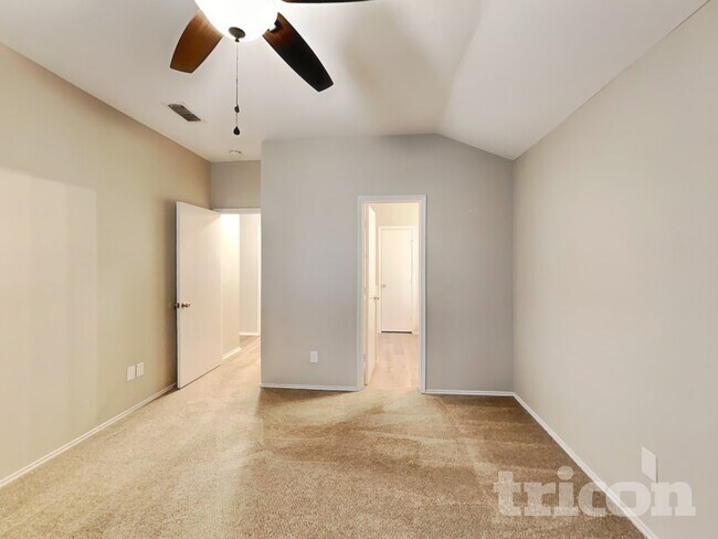 Building Photo - 1735 Duster Cir