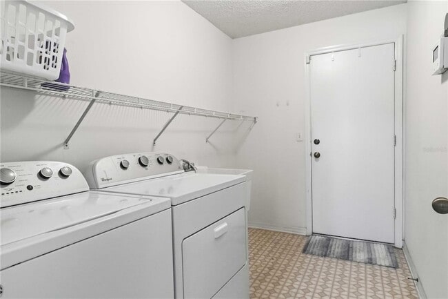 Building Photo - 2447 E Del Webb Blvd