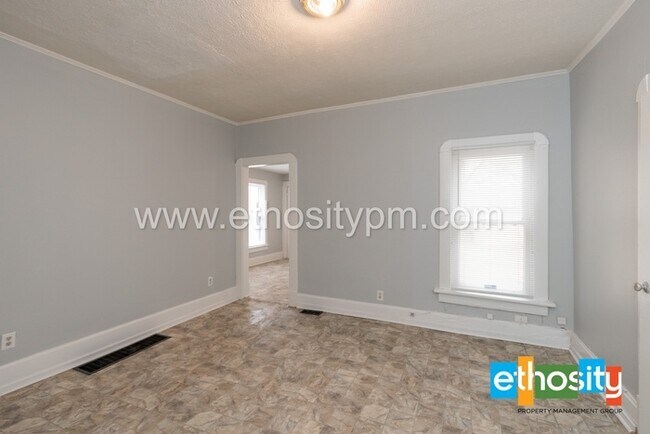 Building Photo - 2142 Webb St, Indianapolis, IN