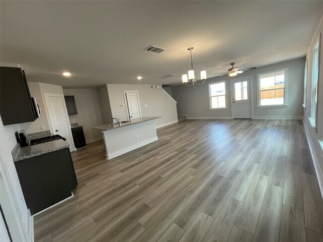 Building Photo - 20523 Prairie Cypress Dr