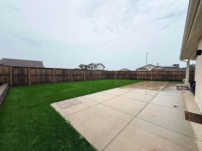 Building Photo - Executive Single-Story Living in Vintage Ranch/Rice Ranch Community