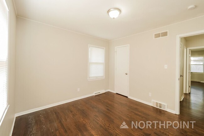 Building Photo - 3 BR/2BA | Newly Renovated Single Family Home | 1-Car Covered Parking | Gated backyard