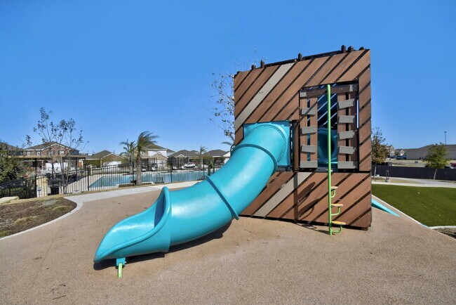 Building Photo - Spacious 4-Bedroom Rental in Trails at Culebra with Community Amenities