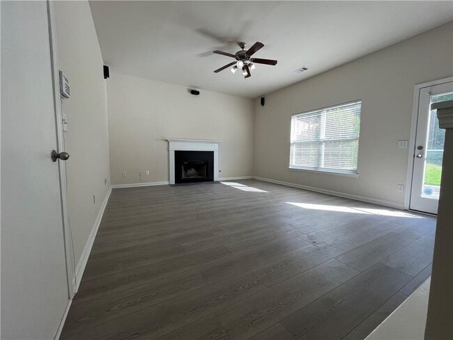 Building Photo - 420 Rockbass Rd