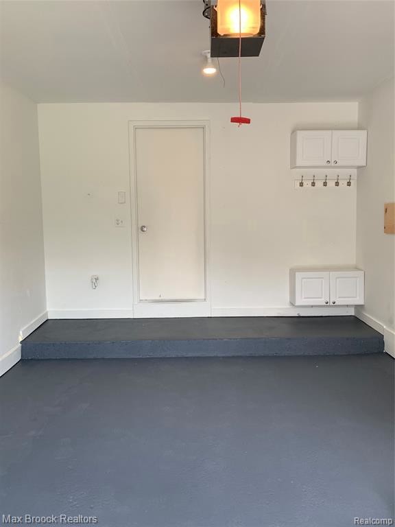 Building Photo - 6798 Chimney Sweep Ct