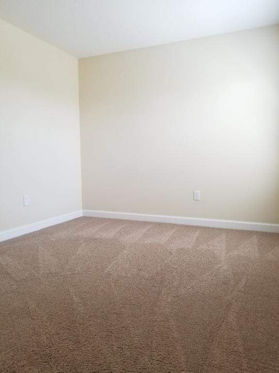 Building Photo - 15186 Evergreen Oak Loop