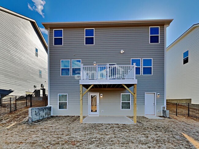 Building Photo - 156 Larragan Dr