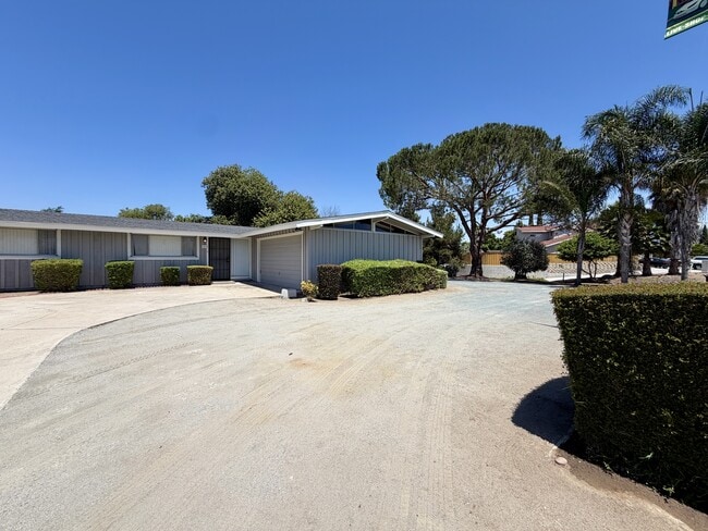Building Photo - 6478 Montezuma Rd