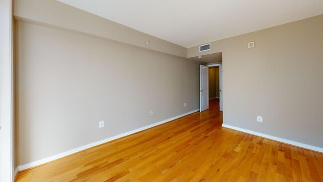Building Photo - Penn Quarter Spacious One Bedroom W/Private Balcony ALL Amenity Building In Heart of DC!