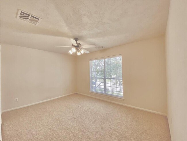 Building Photo - 5518 Chantel Way