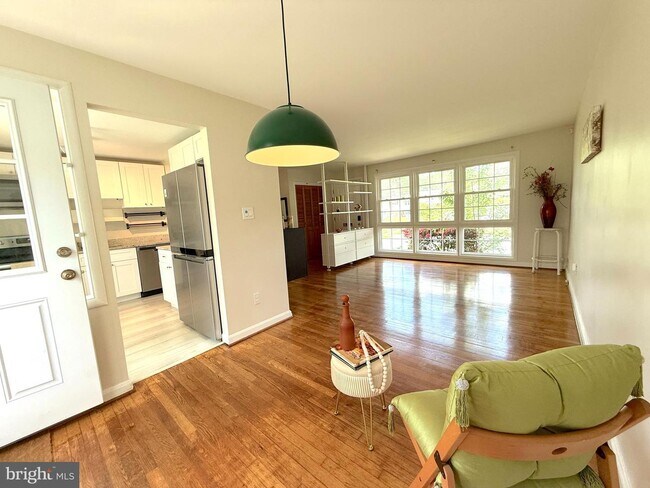 Building Photo - 3514 May St