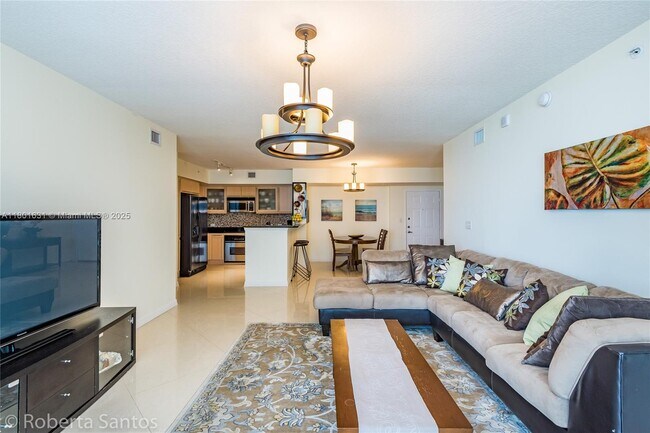 Building Photo - 2080 S Ocean Dr