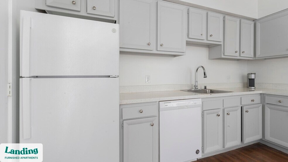 Building Photo - 222 E Saratoga St