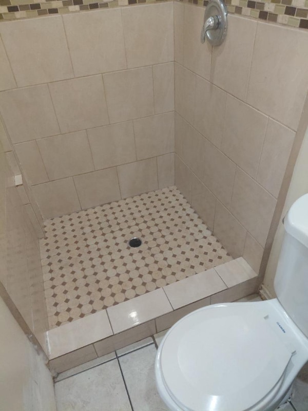 Building Photo - 7425 Gloria Ave