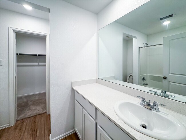 Building Photo - 26806 Jasmine Breeze Dr