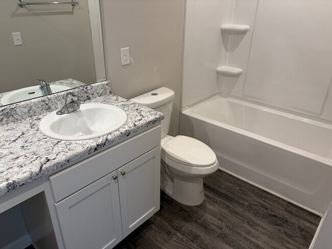 Building Photo - 3 Bed / 2 Bath Rental House in Decatur, AL 35603