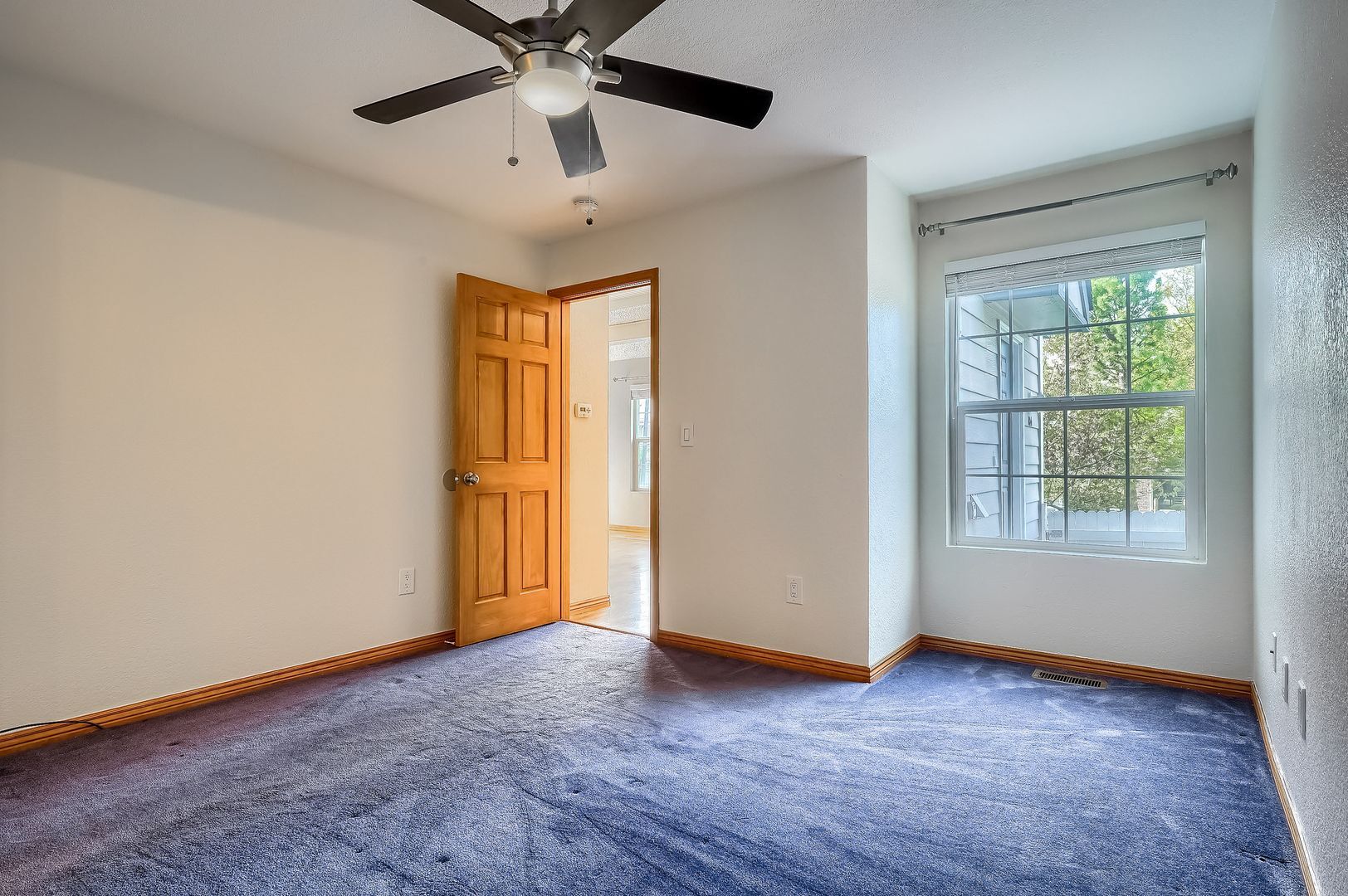 Building Photo - 8327 S Upham Way