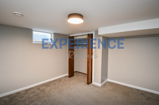 Building Photo - Spacious & Stylish 3-Bedroom Twin Home wit...