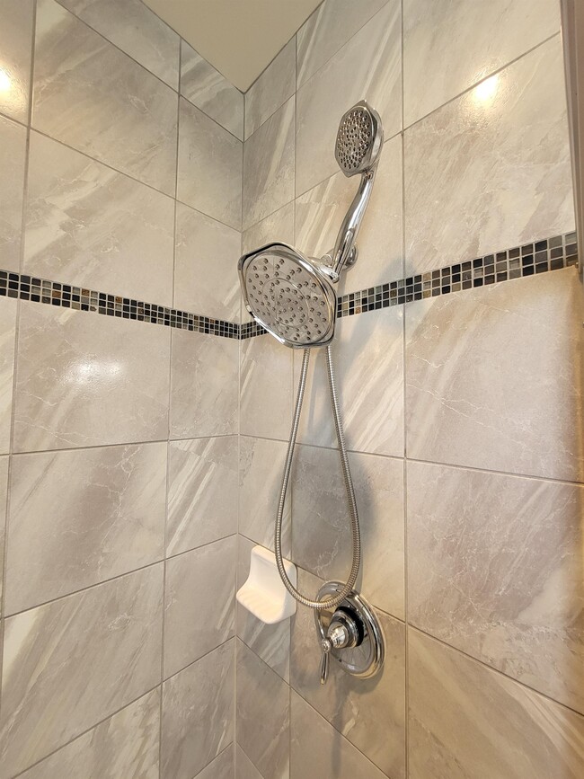 Building Photo - 1438 Wheyfield Dr