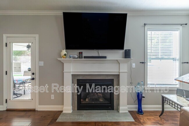 Building Photo - 1416 Madison Oaks Rd