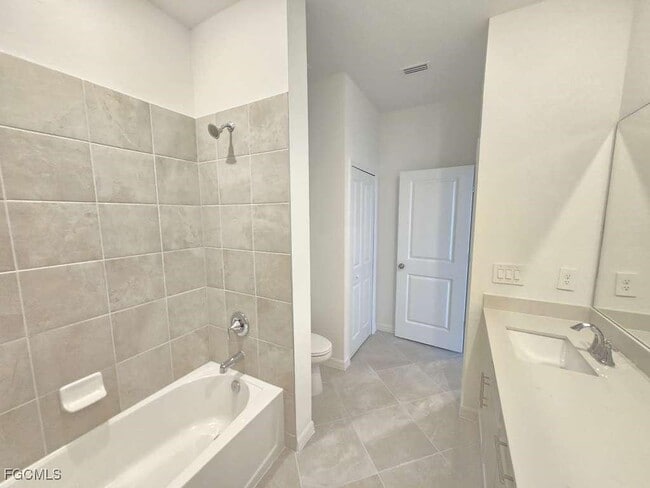 Building Photo - 14947 White Pearl Rd