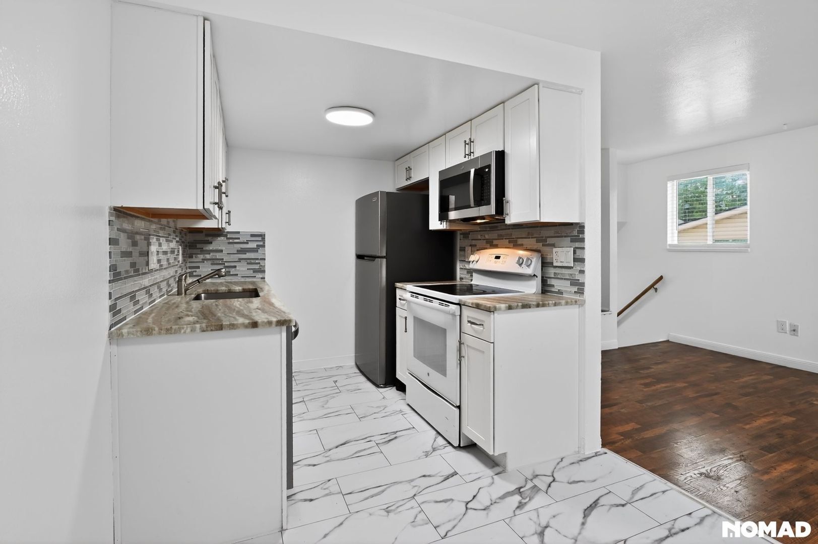 Building Photo - 747 W Cleveland Cir