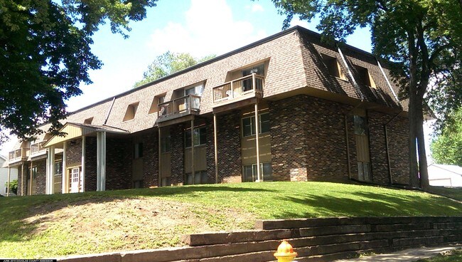 Building Photo - 3104 Hascall St