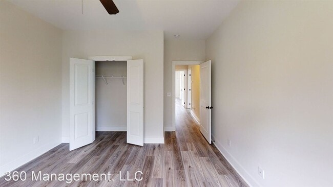 Building Photo - 4 br, 4 bath House - 868 Twin Forks Ave #12