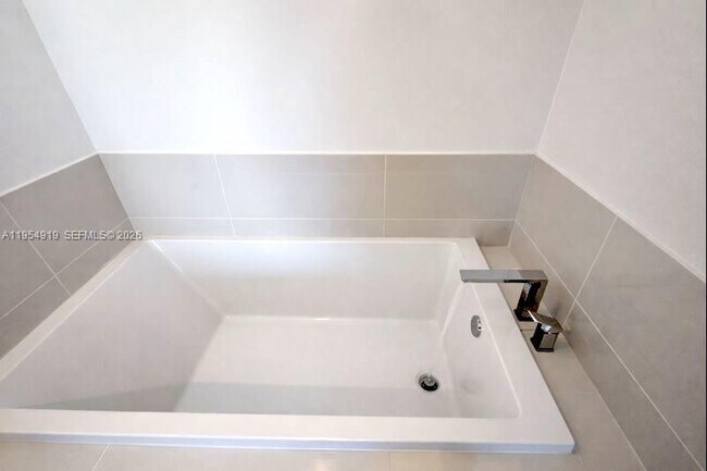 Building Photo - 45 SW 9th St