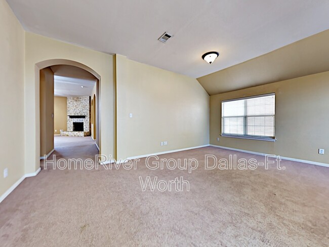 Building Photo - 5833 Palomino Dr