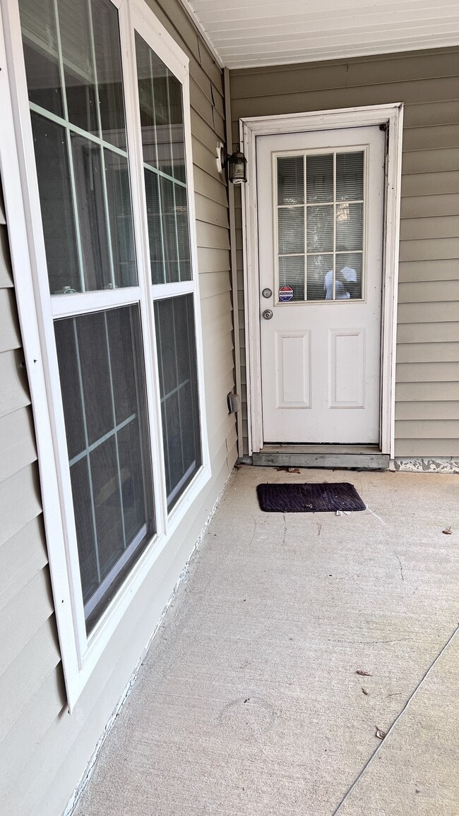 Building Photo - 7735 Country Pass