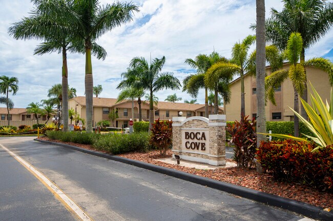 Building Photo - 9413 Boca Cove Cir