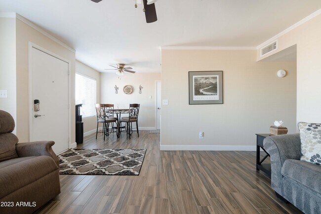 Building Photo - 9625 MOUNTAIN VIEW Rd