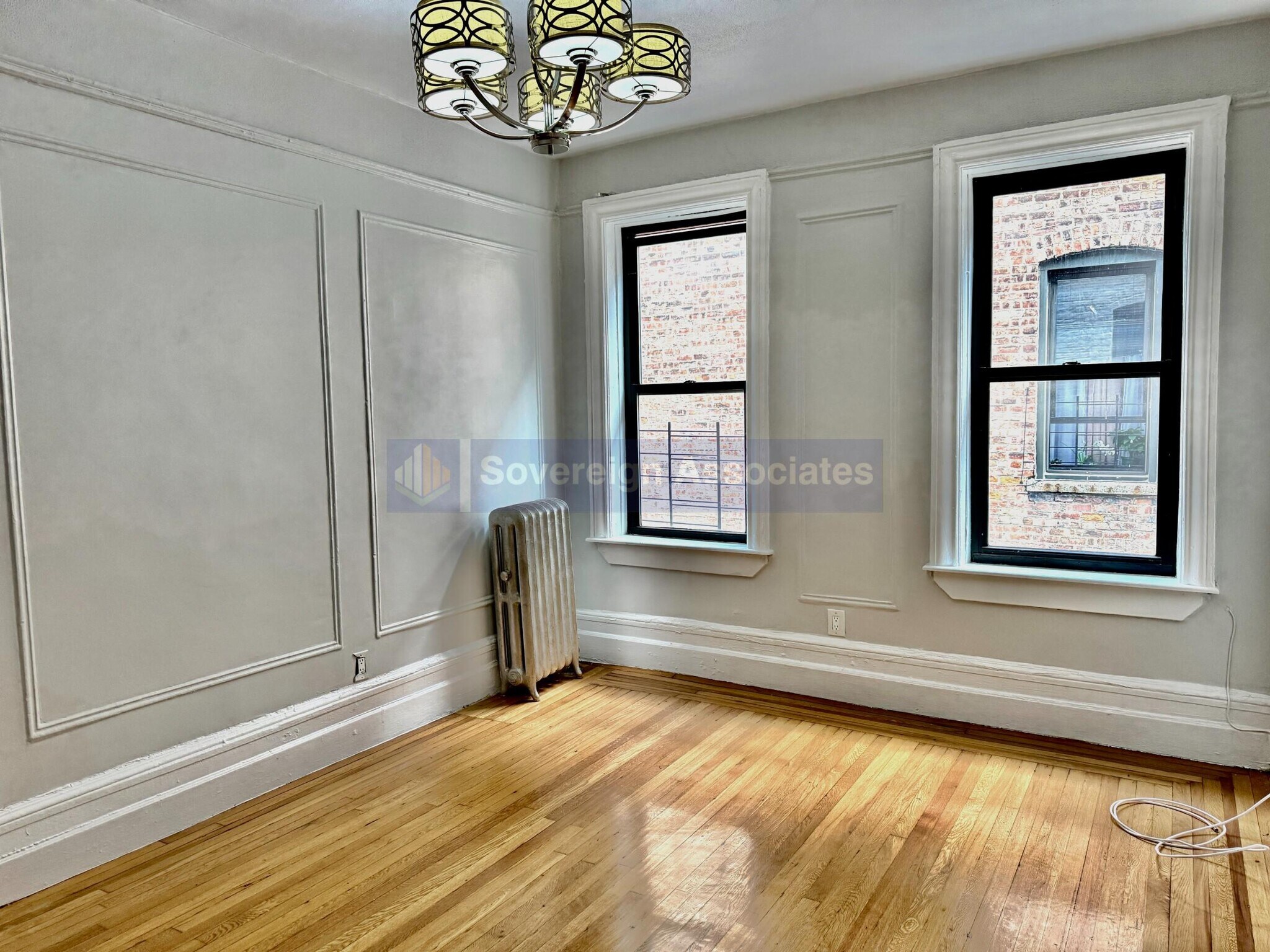 Building Photo - 54 Vermilyea Ave