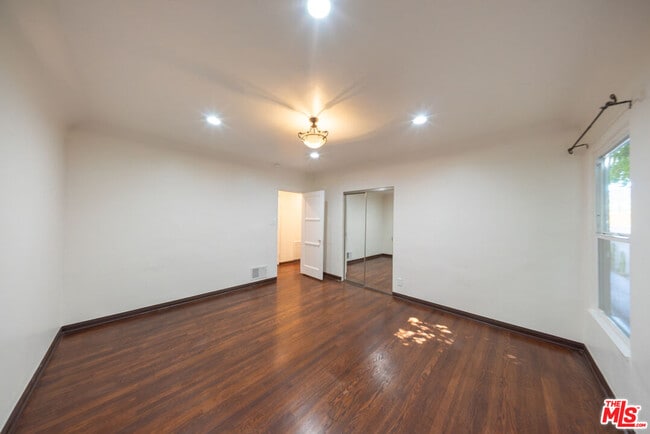 Building Photo - 8230 Blackburn Ave