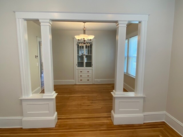 Building Photo - 7 Vale St