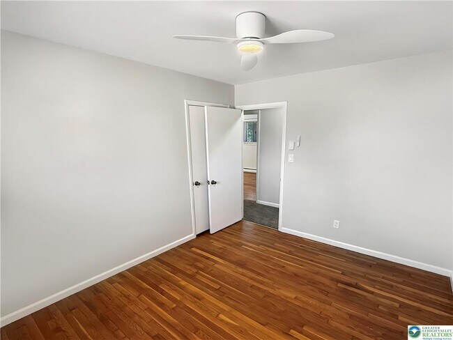 Building Photo - 308 Hemlock Ln