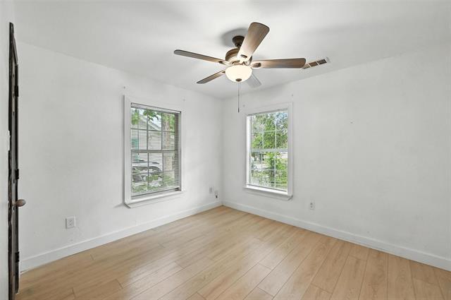 Building Photo - 528 Nomas St