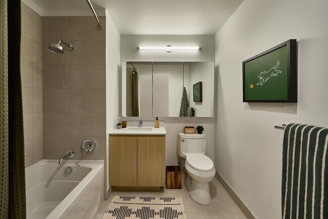 Building Photo - 505 Summit Ave