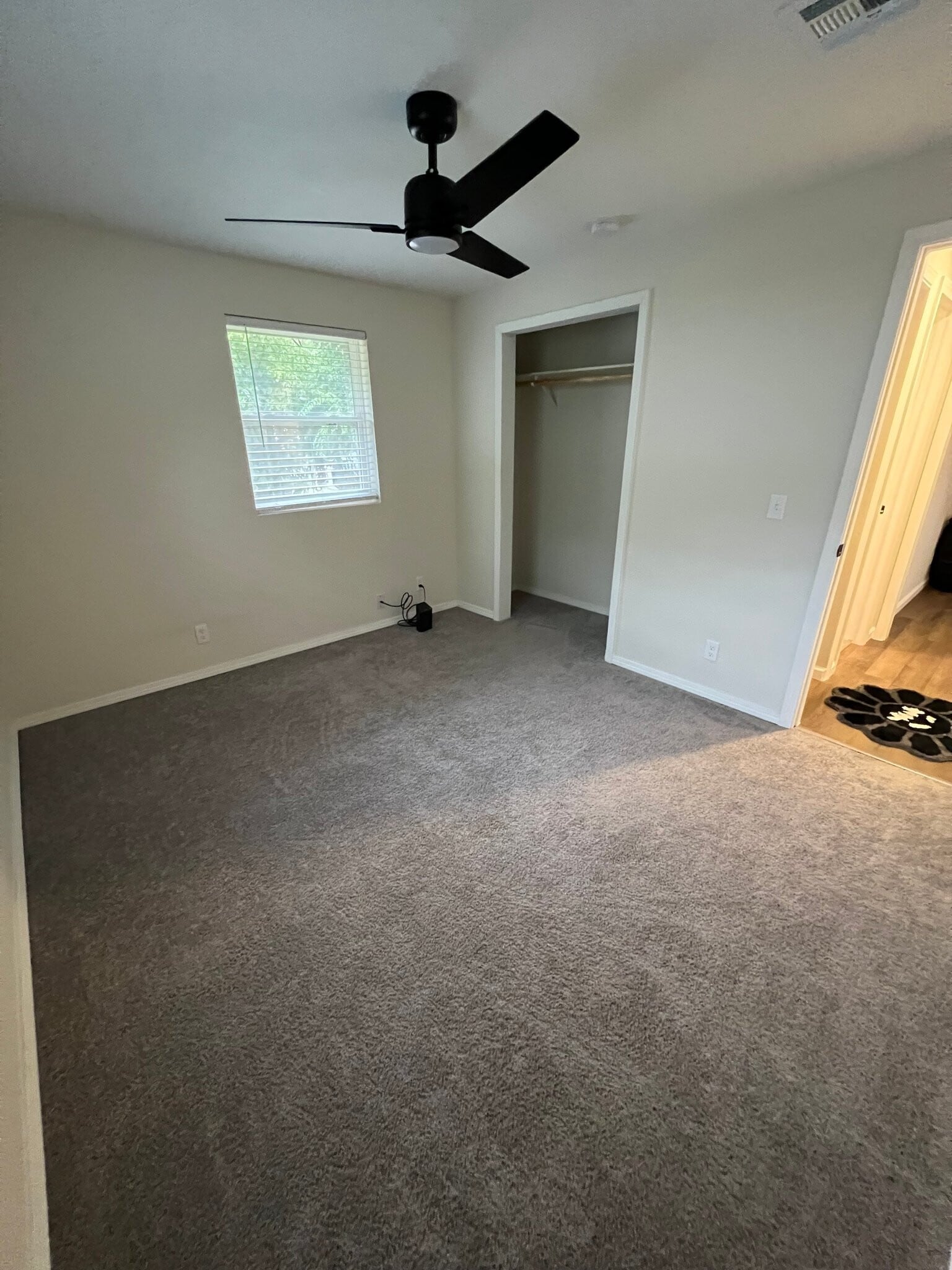 Building Photo - 3424 Parker Dr