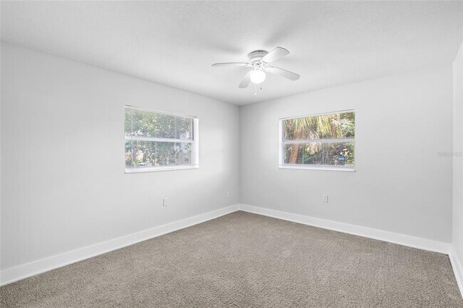 Building Photo - 7414 S Sherrill St